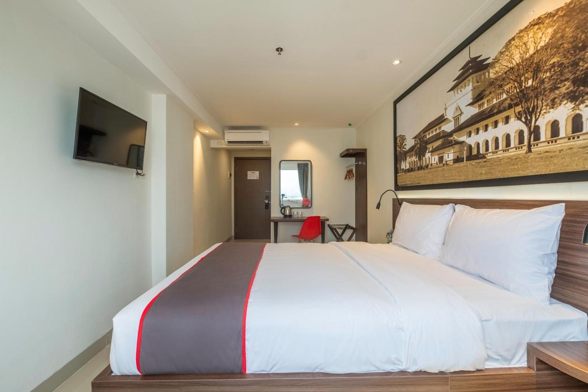 Collection O 22 Hotel Pasar Baru Heritage Bandung Exterior foto