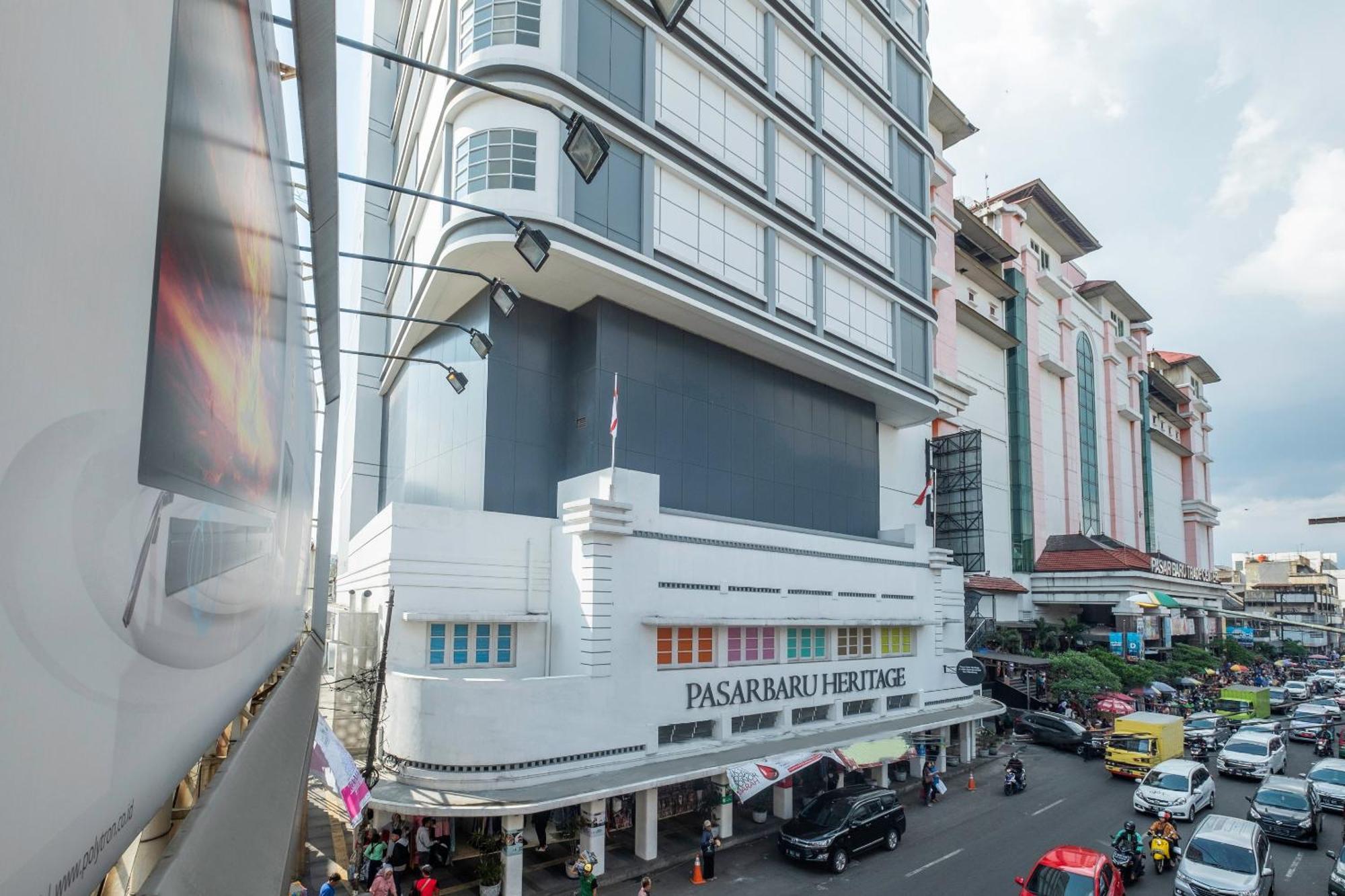 Collection O 22 Hotel Pasar Baru Heritage Bandung Exterior foto