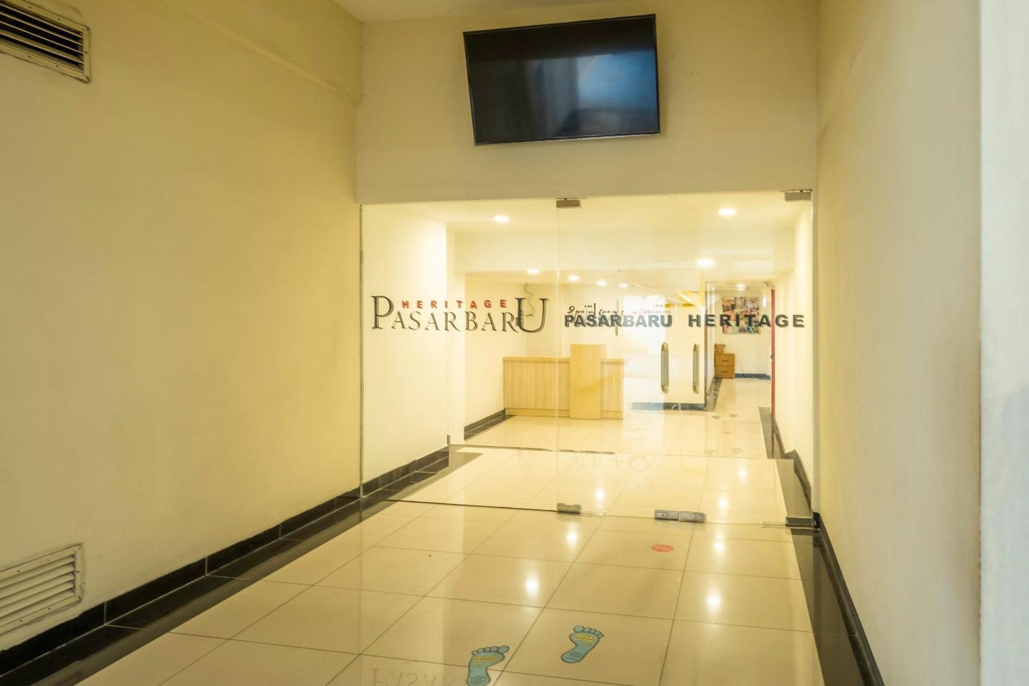 Collection O 22 Hotel Pasar Baru Heritage Bandung Exterior foto